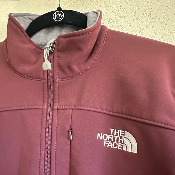North Face Apex Jacket - Picture 2 of 6